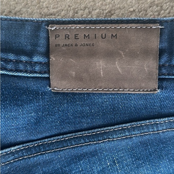 Jack and Jones Men’s Denim Jeans - Picture 2 of 5